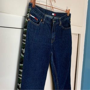 Vintage Tommy Hilfiger Camo Out-seam Low Rise Dark Wash Jeans